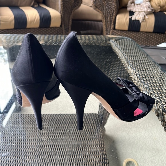 🐝 Kate Spade Sz 7.5 bow tie front open toe black sateen look leather shoes - Picture 6 of 12